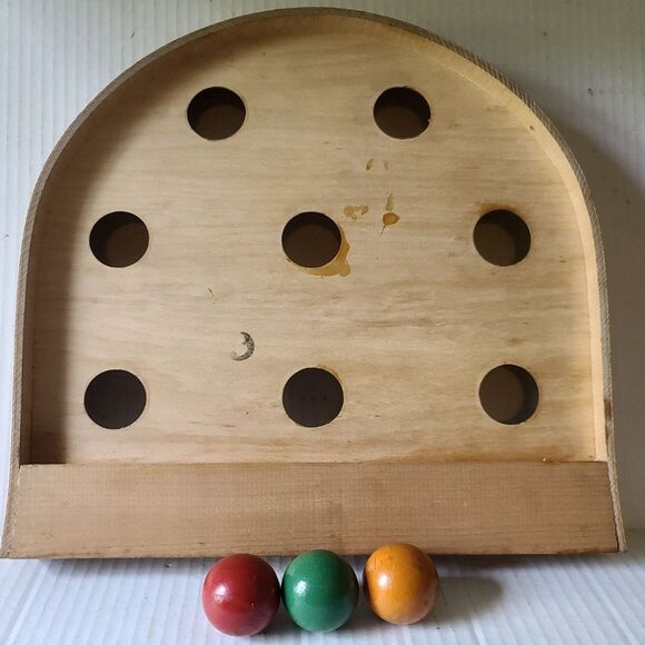 Vintage Newton & Thompson Wood All Star Skill Ball with Original Box and 3 balls - Picture 3 of 9